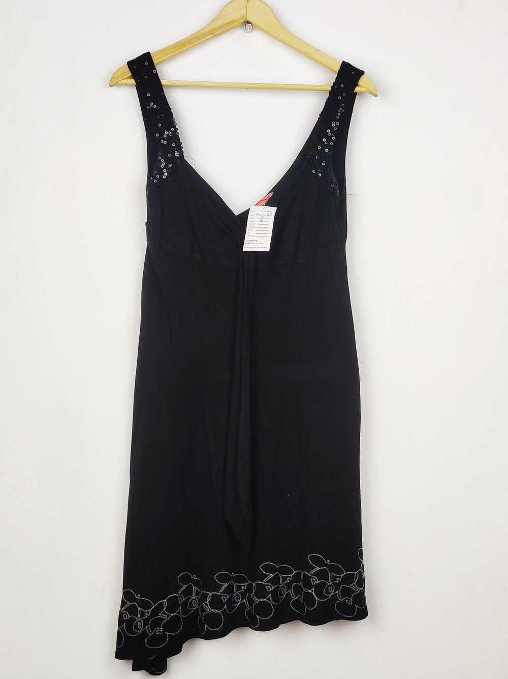 Buy online pre-used pre-loved 100% authentic & Original branded Pure (PW-1809) available in Pakistan. Top international brands avilable.