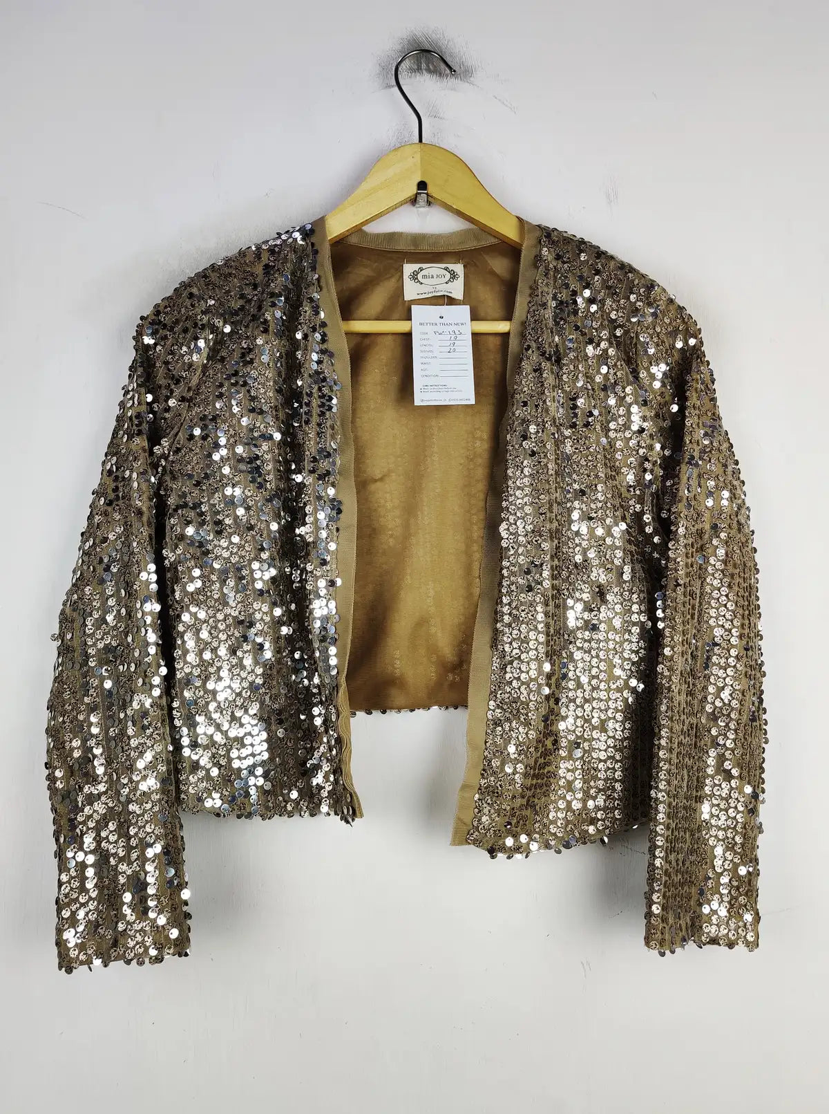 Buy online pre-used pre-loved 100% authentic & Original branded Mia Joy (PW-193) available in Pakistan. Top international brands avilable.