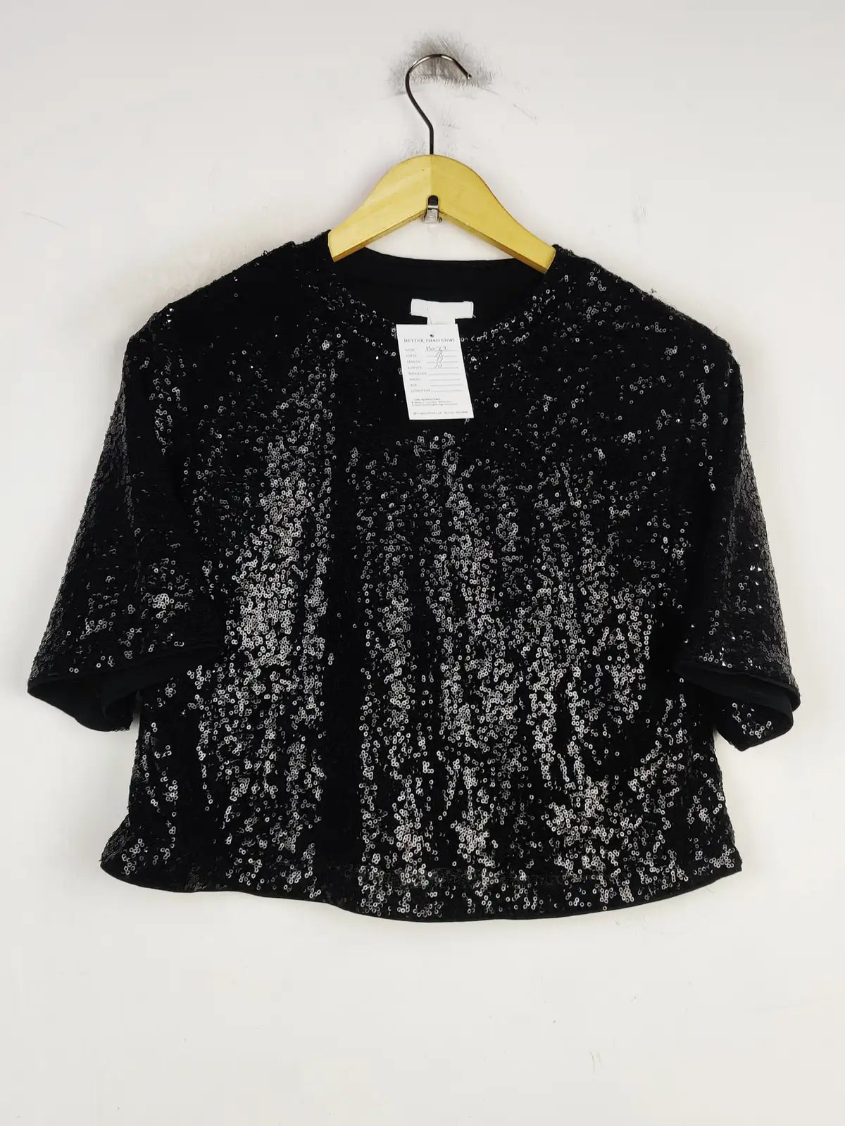Buy online pre-used pre-loved 100% authentic & Original branded H&M (PW-22) available in Pakistan. Top international brands avilable.