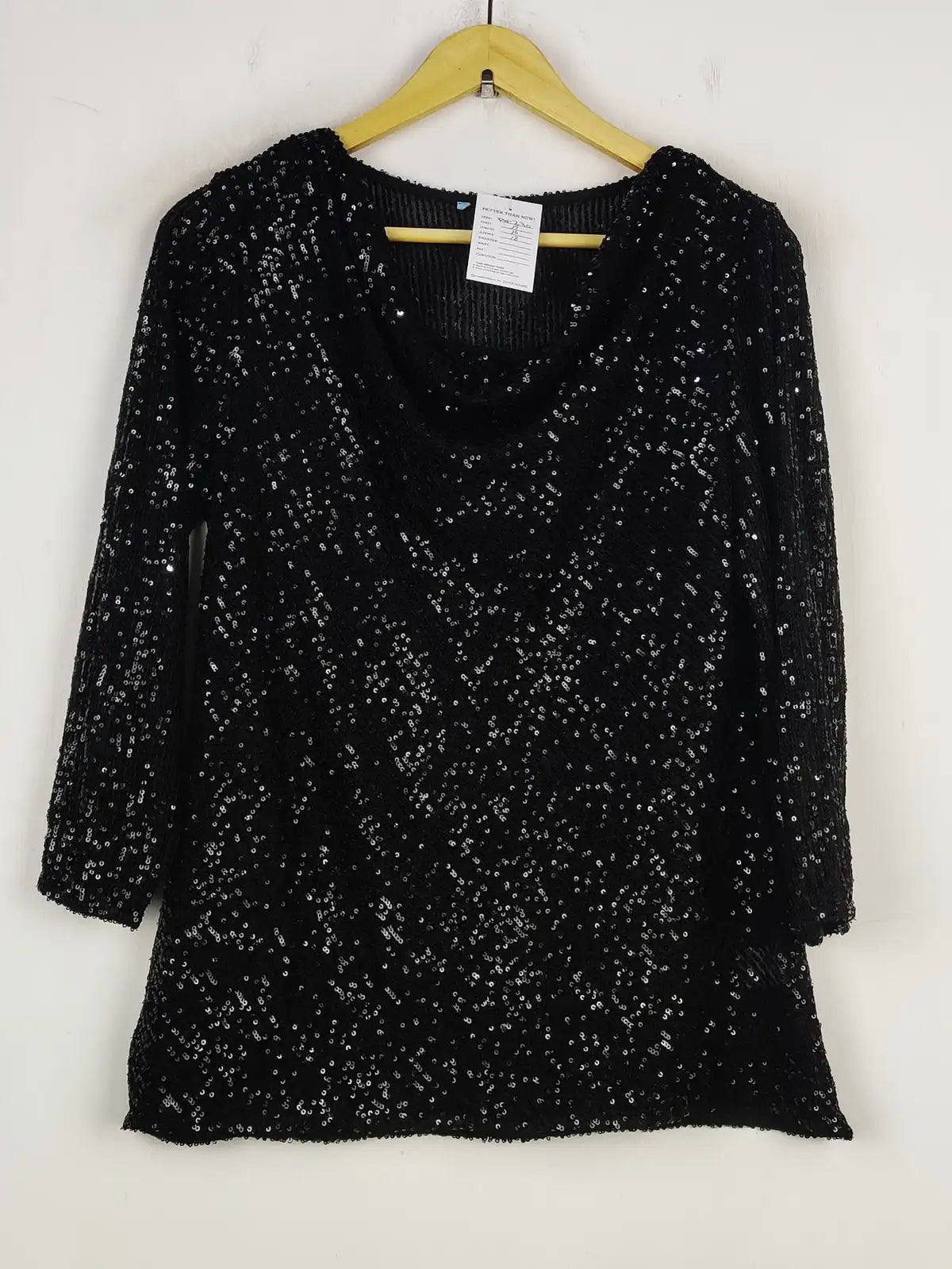 Buy online pre-used pre-loved 100% authentic & Original branded Unknown Brand (PW-230) available in Pakistan. Top international brands avilable.