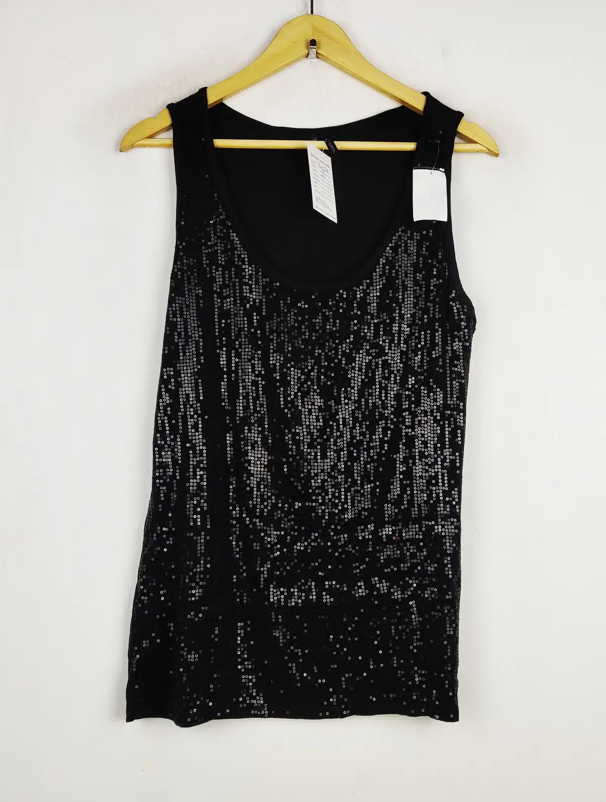 Buy online pre-used pre-loved 100% authentic & Original branded Maurices (PW-26) available in Pakistan. Top international brands avilable.