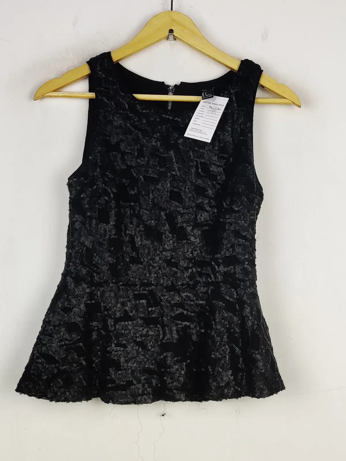 Buy online pre-used pre-loved 100% authentic & Original branded Forever 21 (PW-265) available in Pakistan. Top international brands avilable.