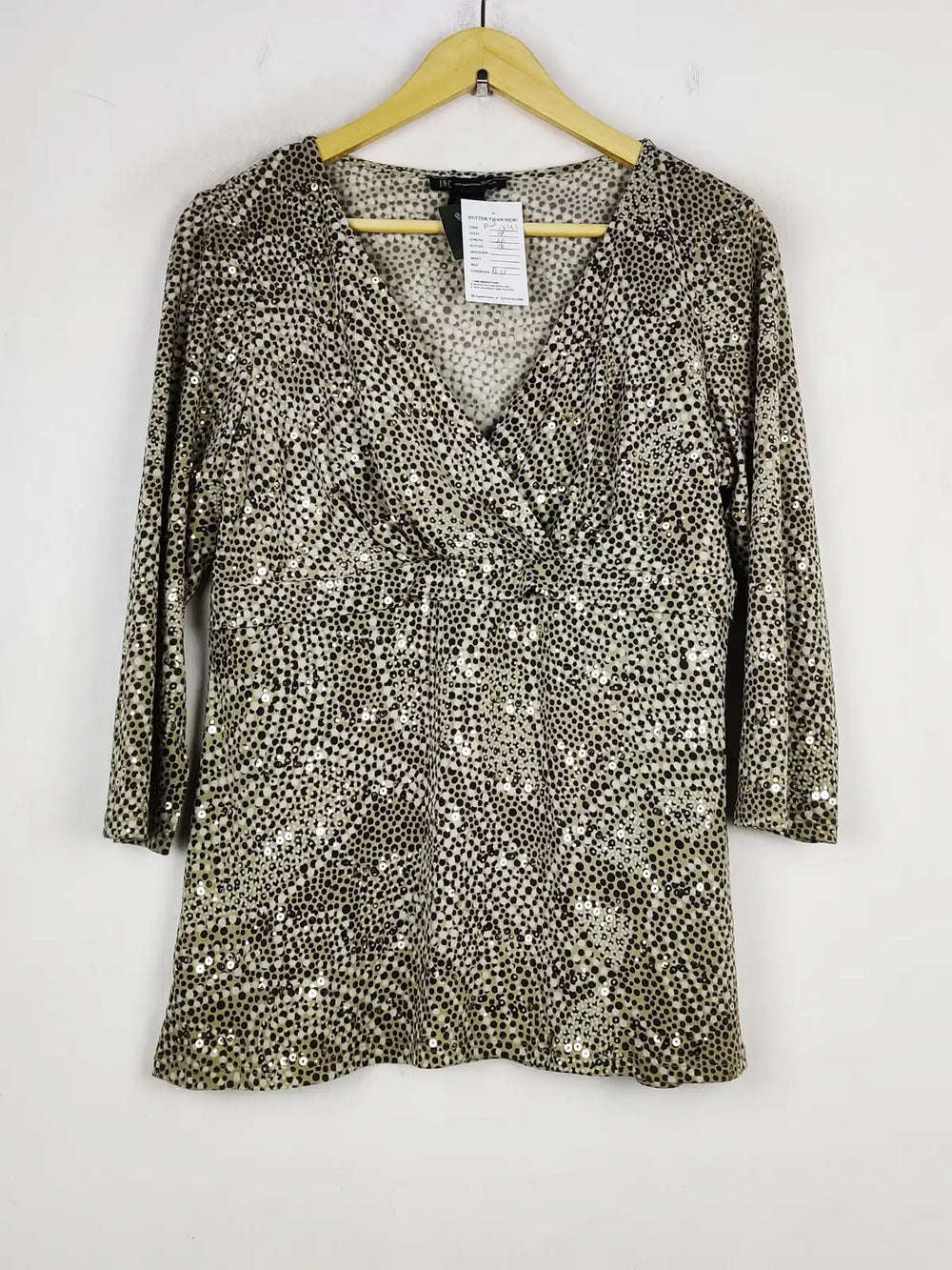 Buy online pre-used pre-loved 100% authentic & Original branded Inc (PW-341) available in Pakistan. Top international brands avilable.