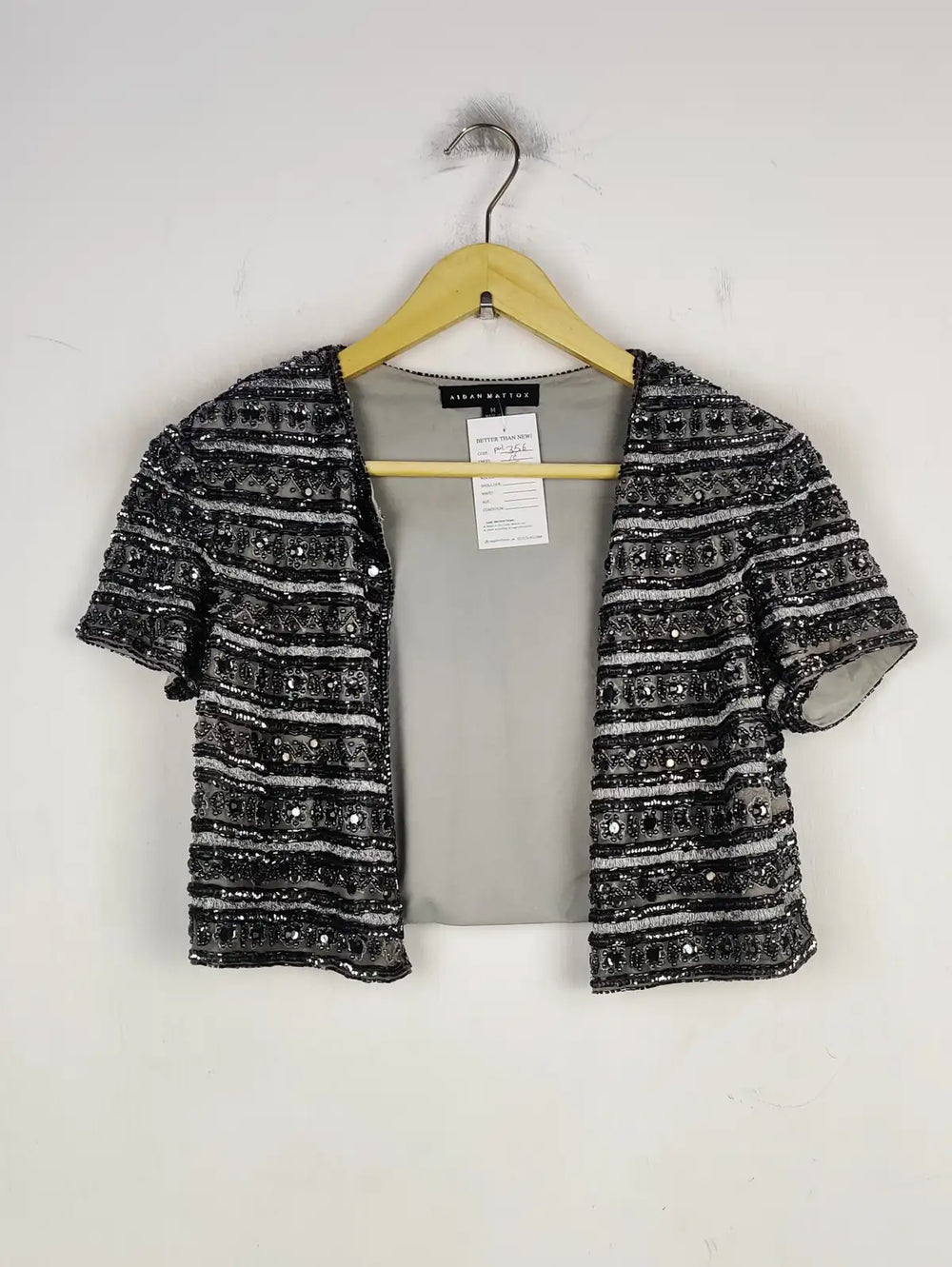 Buy online pre-used pre-loved 100% authentic & Original branded Aidan Mattox (PW-356) available in Pakistan. Top international brands avilable.