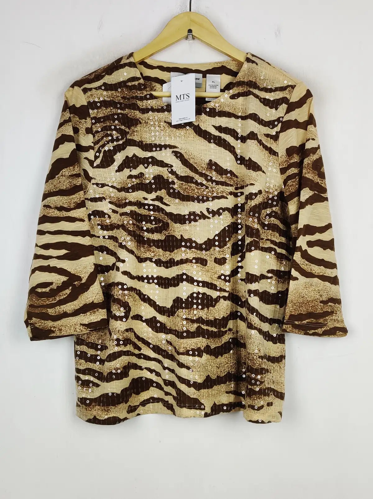Buy online pre-used pre-loved 100% authentic & Original branded Alfred Dunner (PW-359) available in Pakistan. Top international brands avilable.