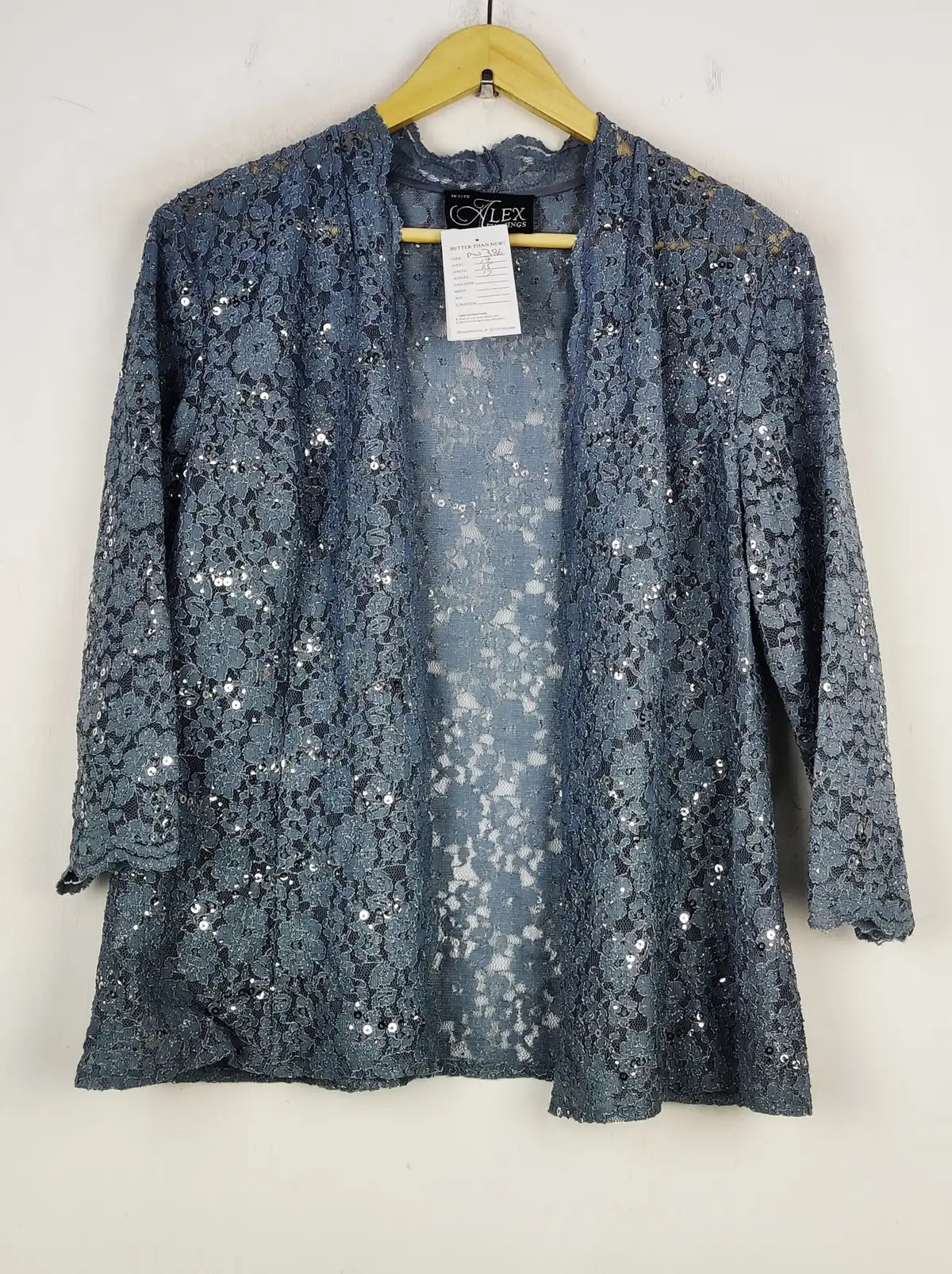 Buy online pre-used pre-loved 100% authentic & Original branded Alex (PW-386) available in Pakistan. Top international brands avilable.