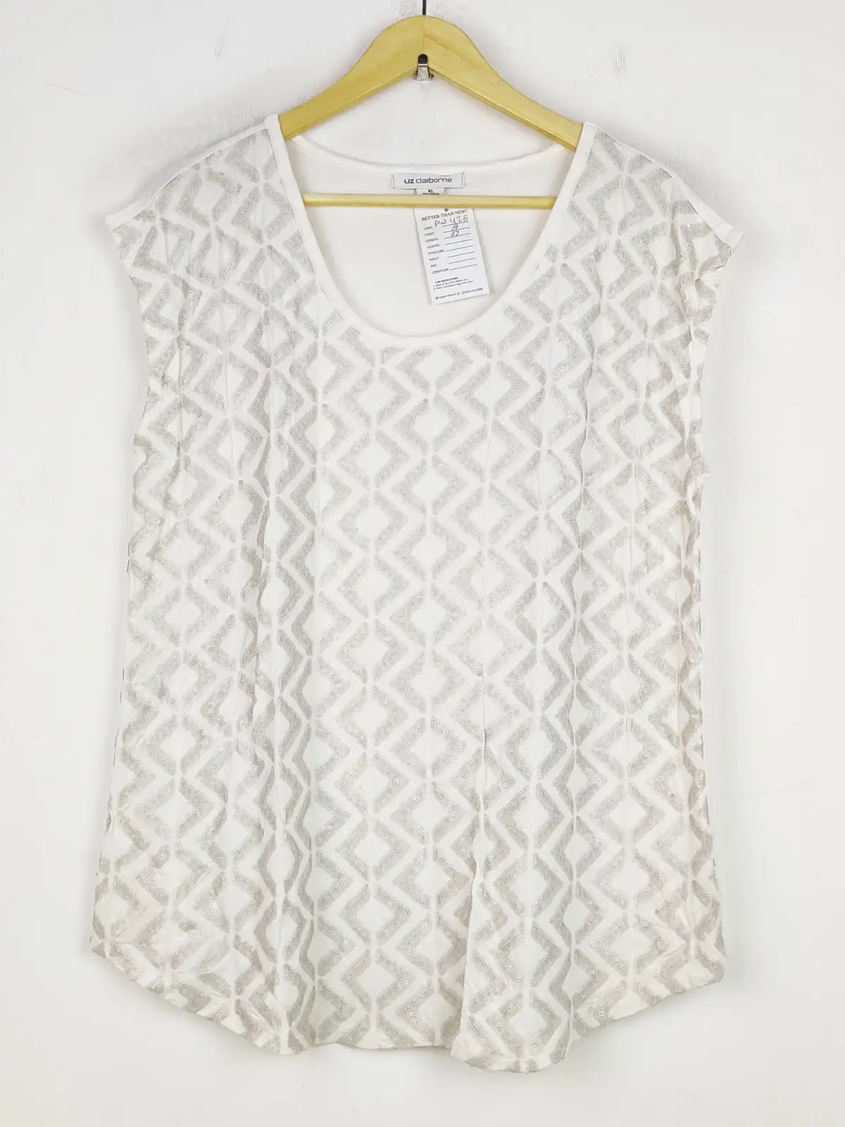 Buy online pre-used pre-loved 100% authentic & Original branded Liz Claiborne (PW-426) available in Pakistan. Top international brands avilable.