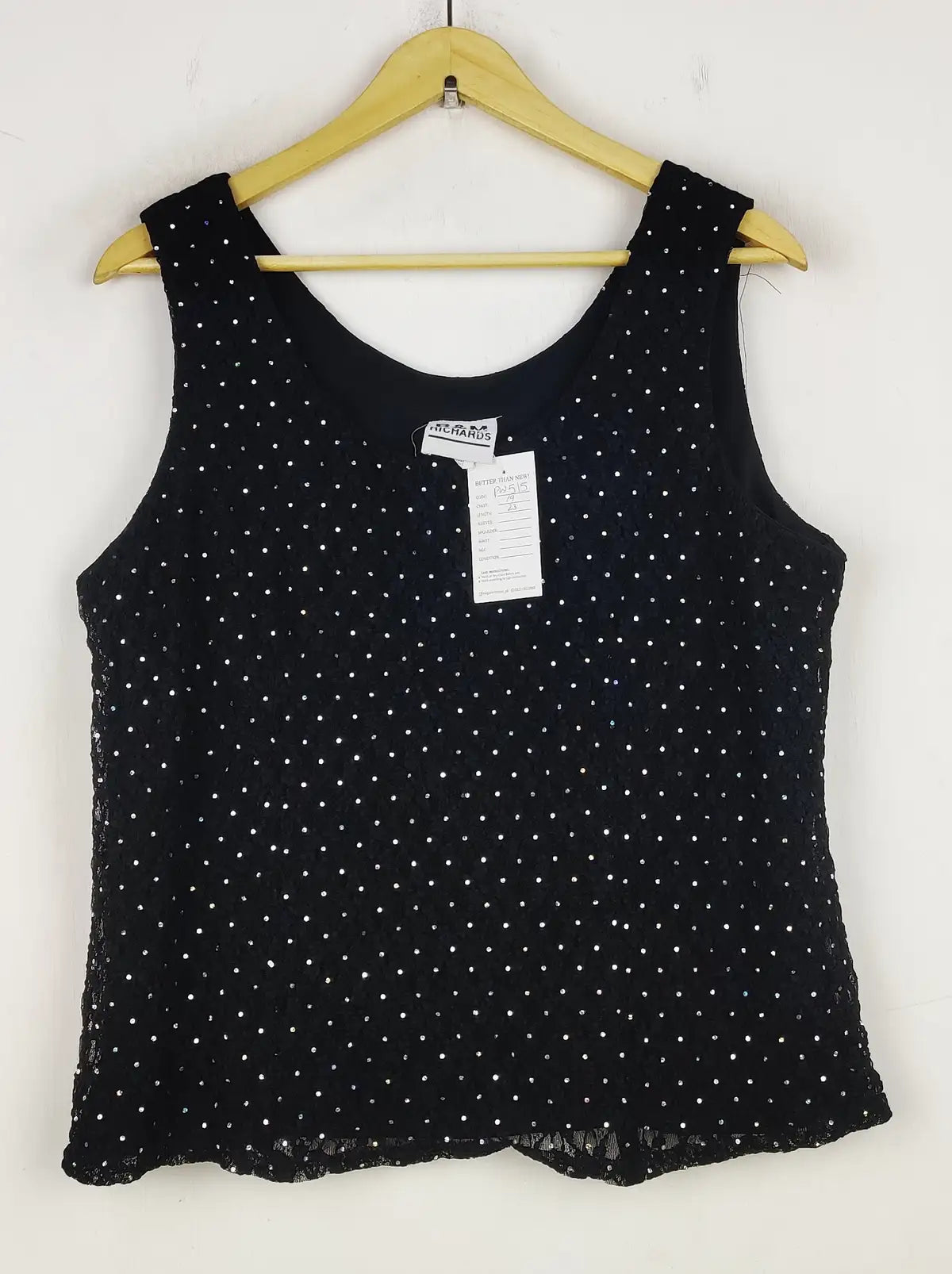 Buy online pre-used pre-loved 100% authentic & Original branded R&M (PW-515) available in Pakistan. Top international brands avilable.