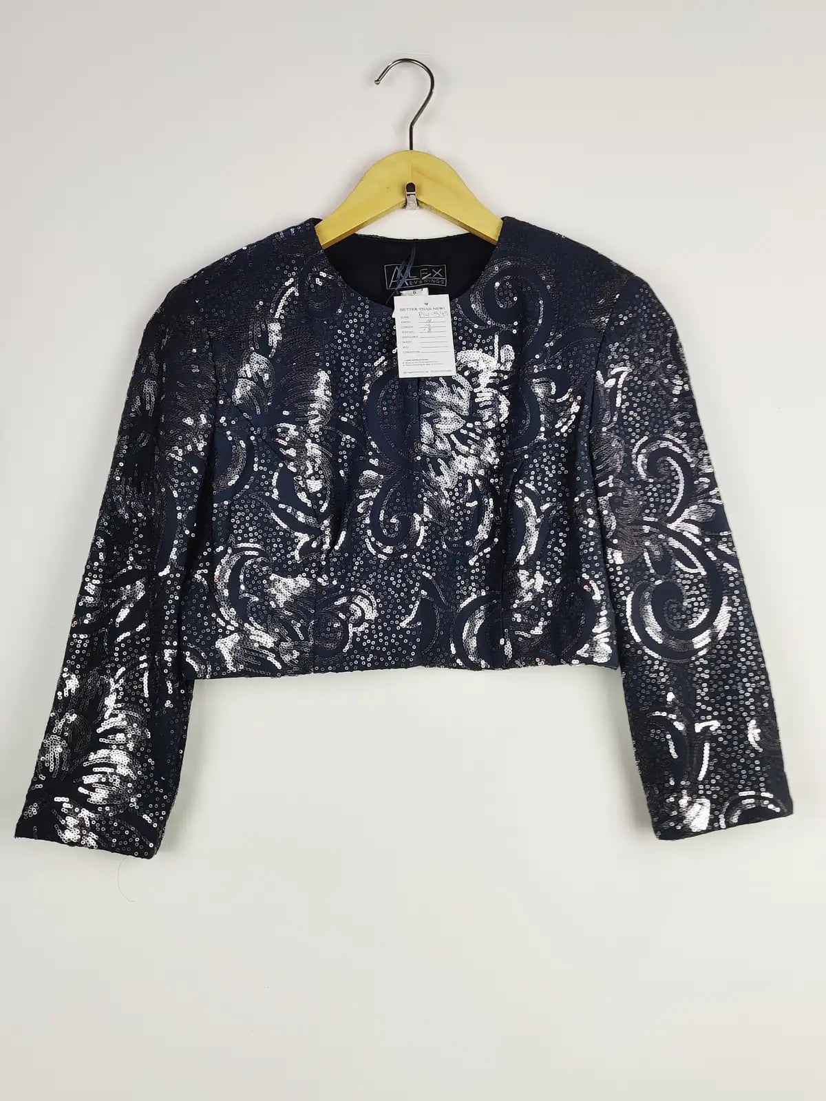 Buy online pre-used pre-loved 100% authentic & Original branded Alex (PW-545) available in Pakistan. Top international brands avilable.