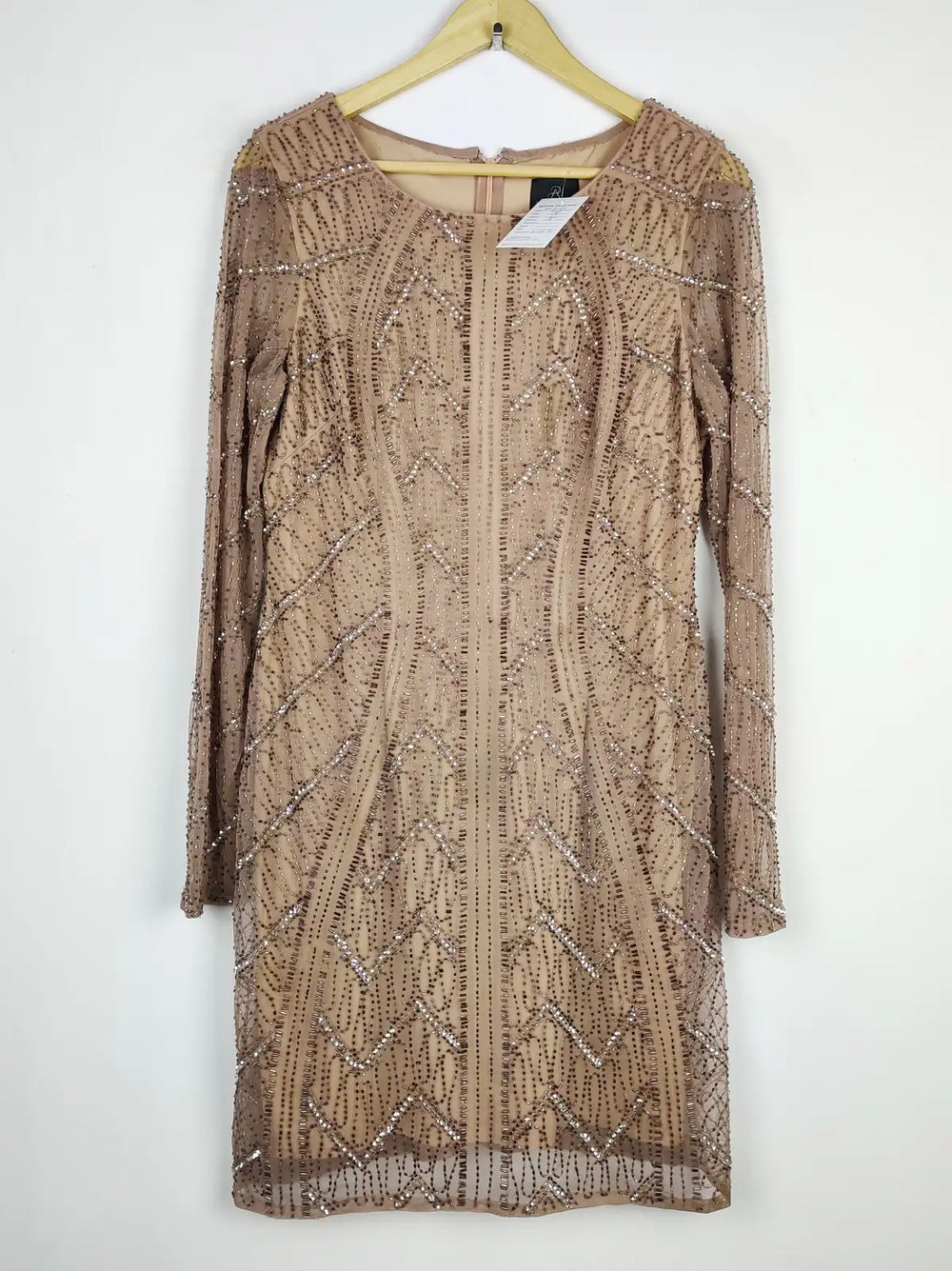 Buy online pre-used pre-loved 100% authentic & Original branded Adrianna Papell (PW-645) available in Pakistan. Top international brands avilable.