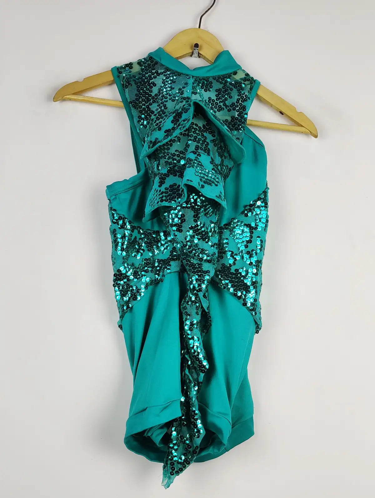 Buy online pre-used pre-loved 100% authentic & Original branded Unknown Brand (PW-694) available in Pakistan. Top international brands avilable.