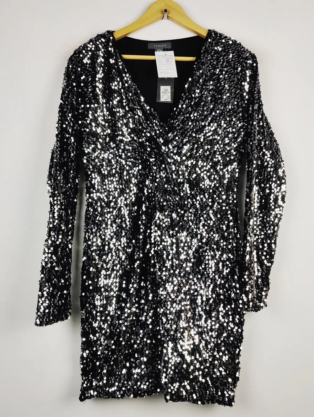 Buy online pre-used pre-loved 100% authentic & Original branded Primark (PW-697) available in Pakistan. Top international brands avilable.