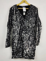 Buy online pre-used pre-loved 100% authentic & Original branded Primark (PW-697) available in Pakistan. Top international brands avilable.