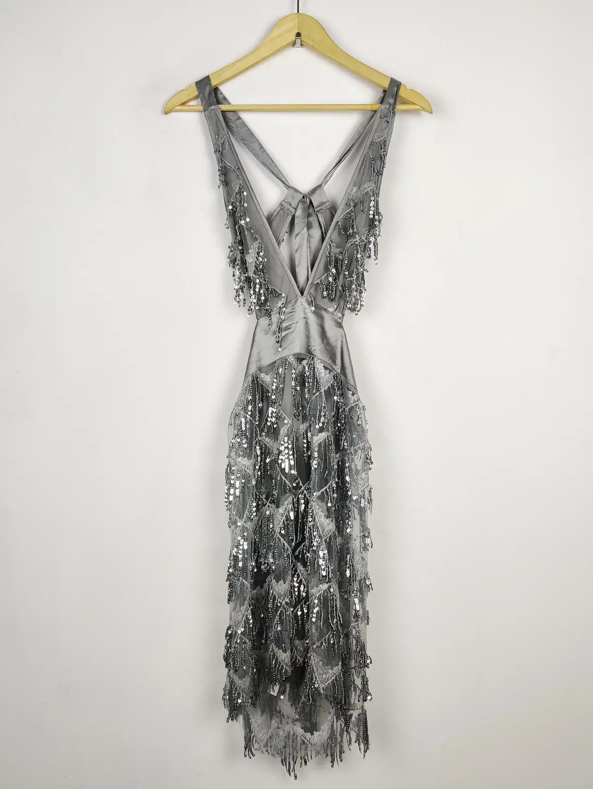 Buy online pre-used pre-loved 100% authentic & Original branded Unknown Brand (PW-718) available in Pakistan. Top international brands avilable.