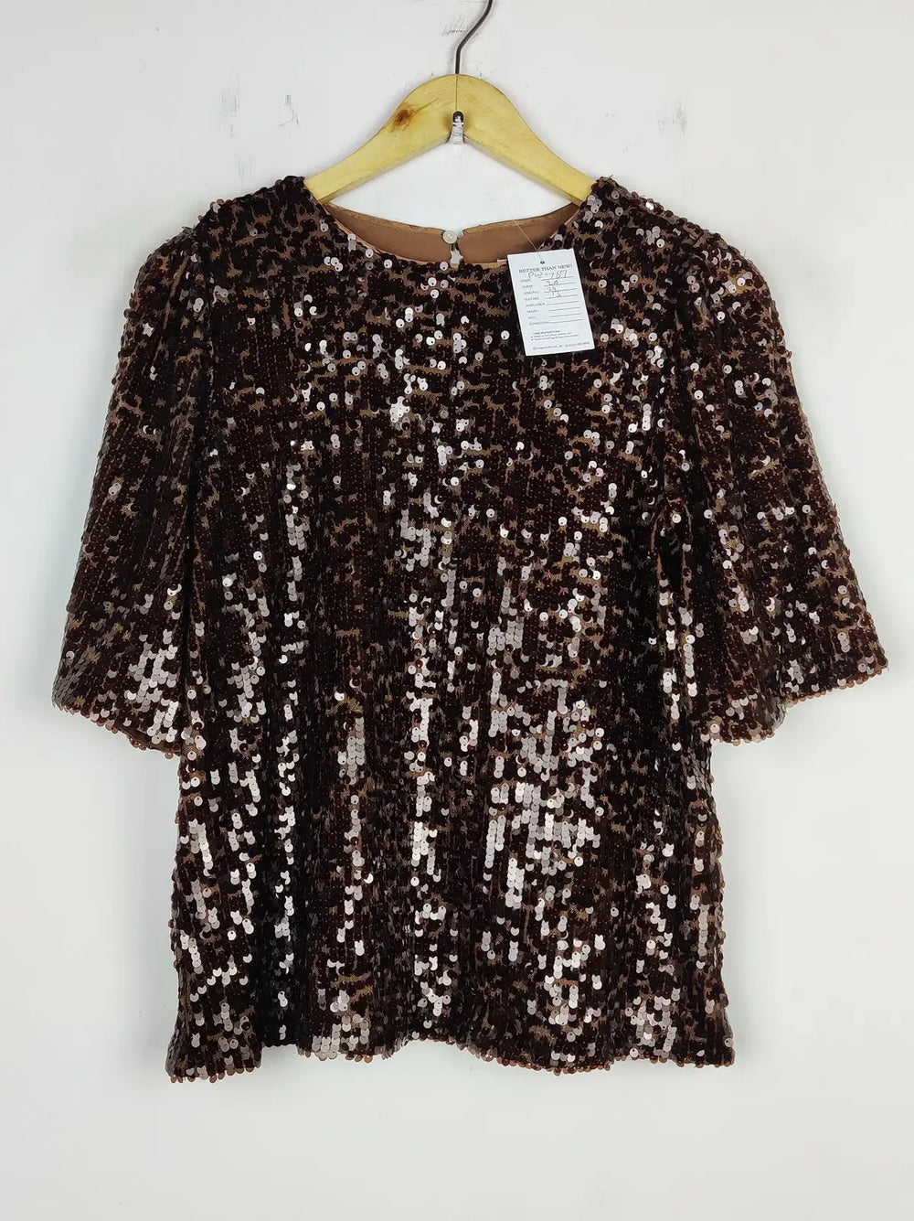 Buy online pre-used pre-loved 100% authentic & Original branded Lofit (PW-767) available in Pakistan. Top international brands avilable.