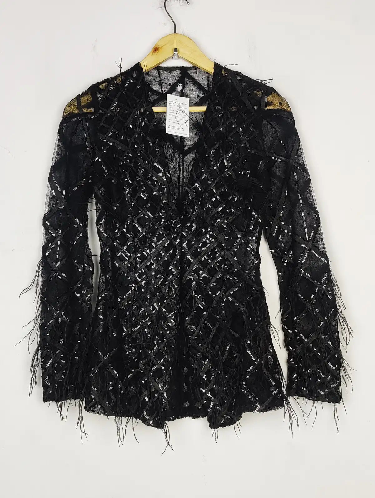 Buy online pre-used pre-loved 100% authentic & Original branded Unknown Brand (PW-811) available in Pakistan. Top international brands avilable.