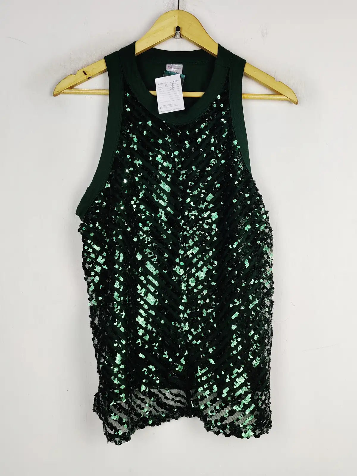 Buy online pre-used pre-loved 100% authentic & Original branded No Boundaries (PW-82) available in Pakistan. Top international brands avilable.