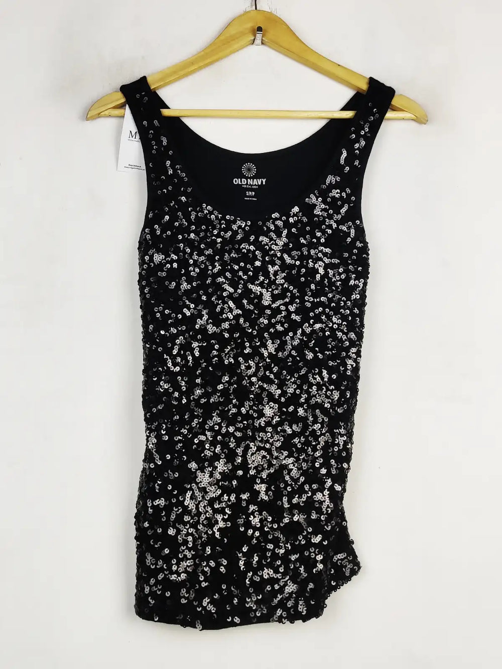 Buy online pre-used pre-loved 100% authentic & Original branded Old Navy (PW-913) available in Pakistan. Top international brands avilable.