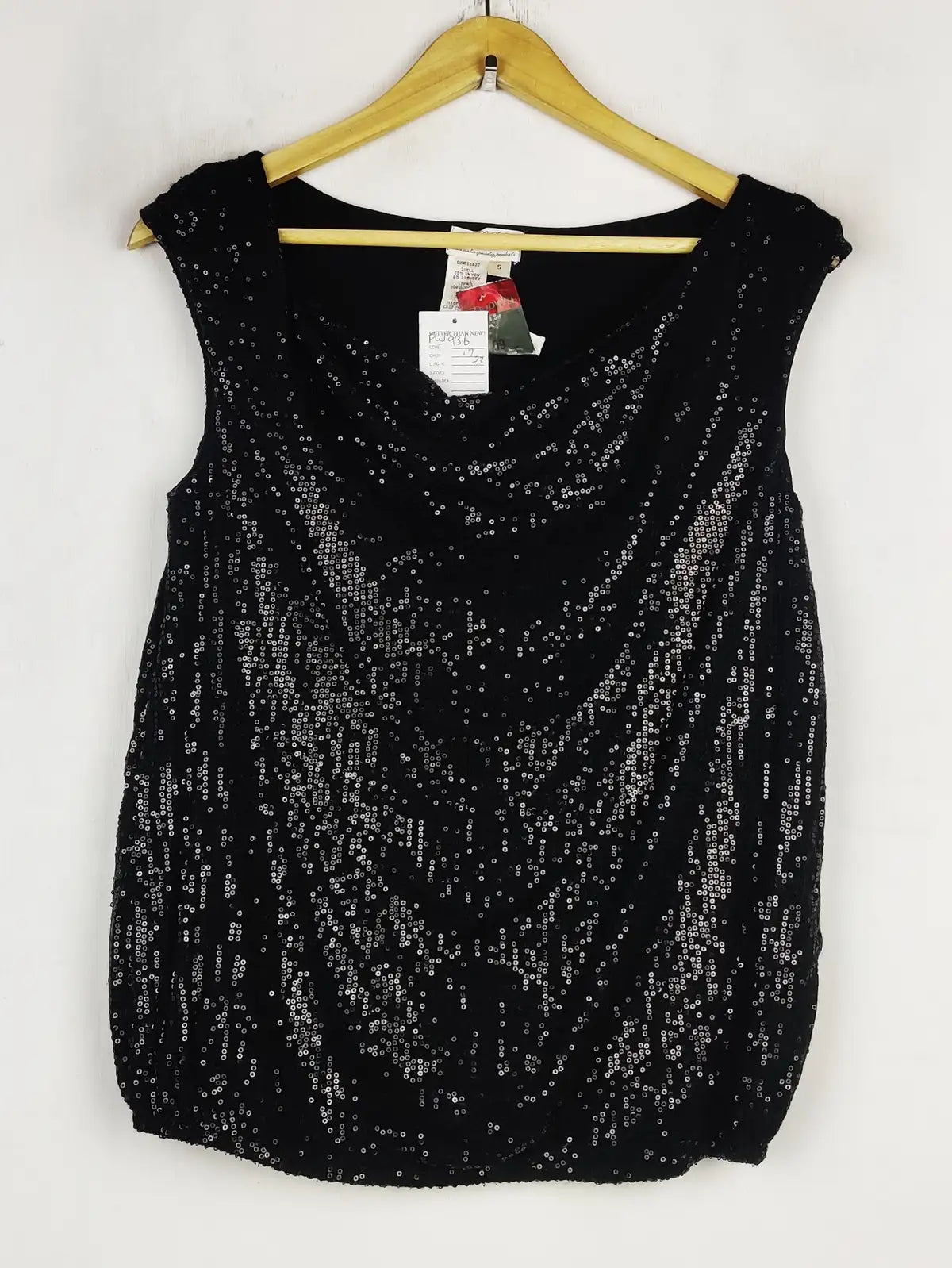 Buy online pre-used pre-loved 100% authentic & Original branded Mppp (PW-936) available in Pakistan. Top international brands avilable.