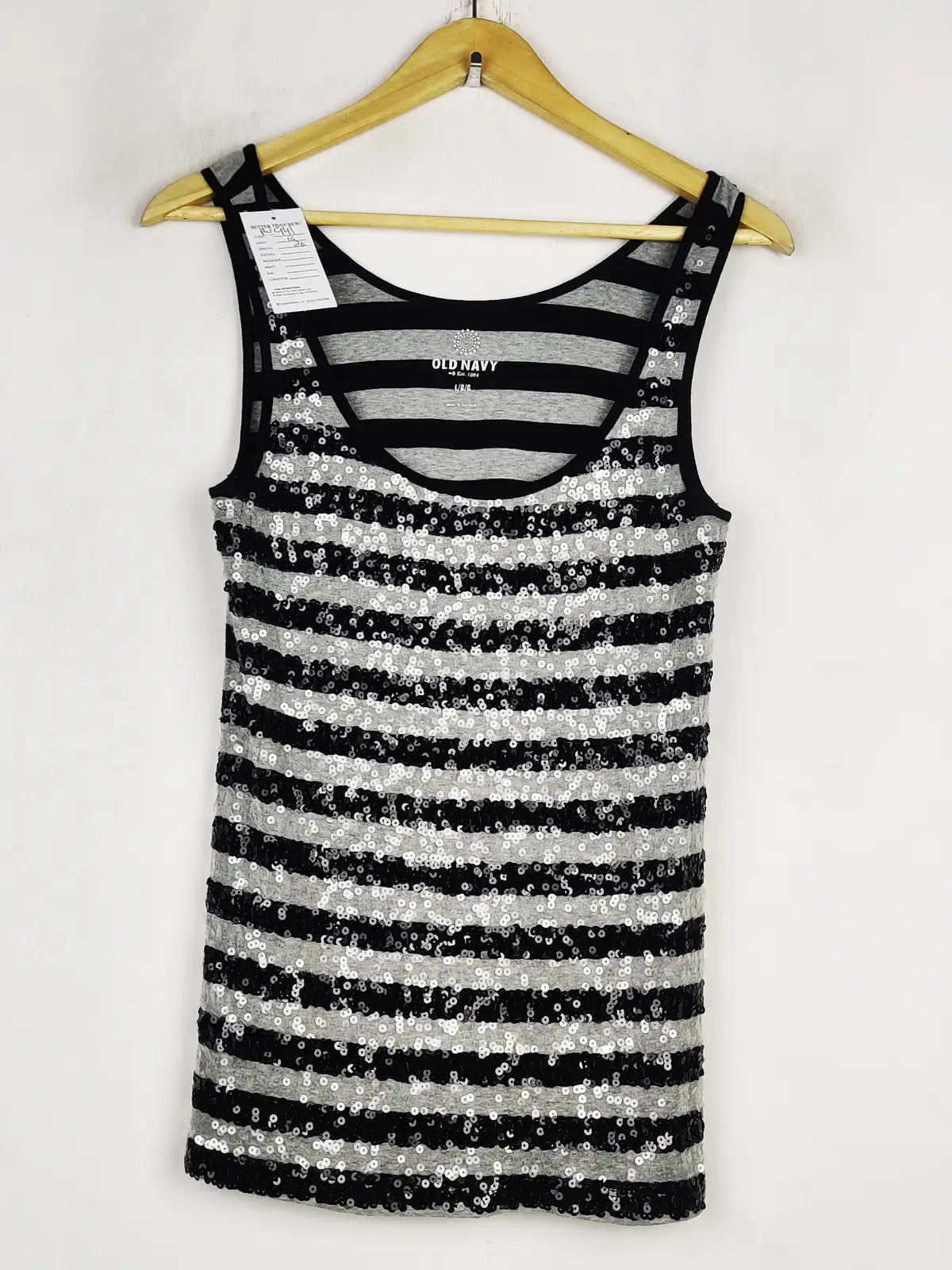 Buy online pre-used pre-loved 100% authentic & Original branded Old Navy (PW-941) available in Pakistan. Top international brands avilable.