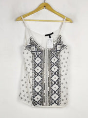 Buy online pre-used pre-loved 100% authentic & Original branded White House (PW-959) available in Pakistan. Top international brands avilable.