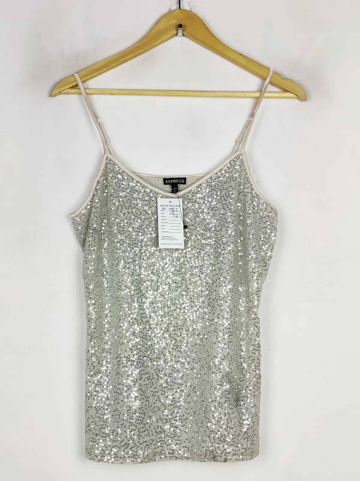 Buy online pre-used pre-loved 100% authentic & Original branded Express (PW-987) available in Pakistan. Top international brands avilable.