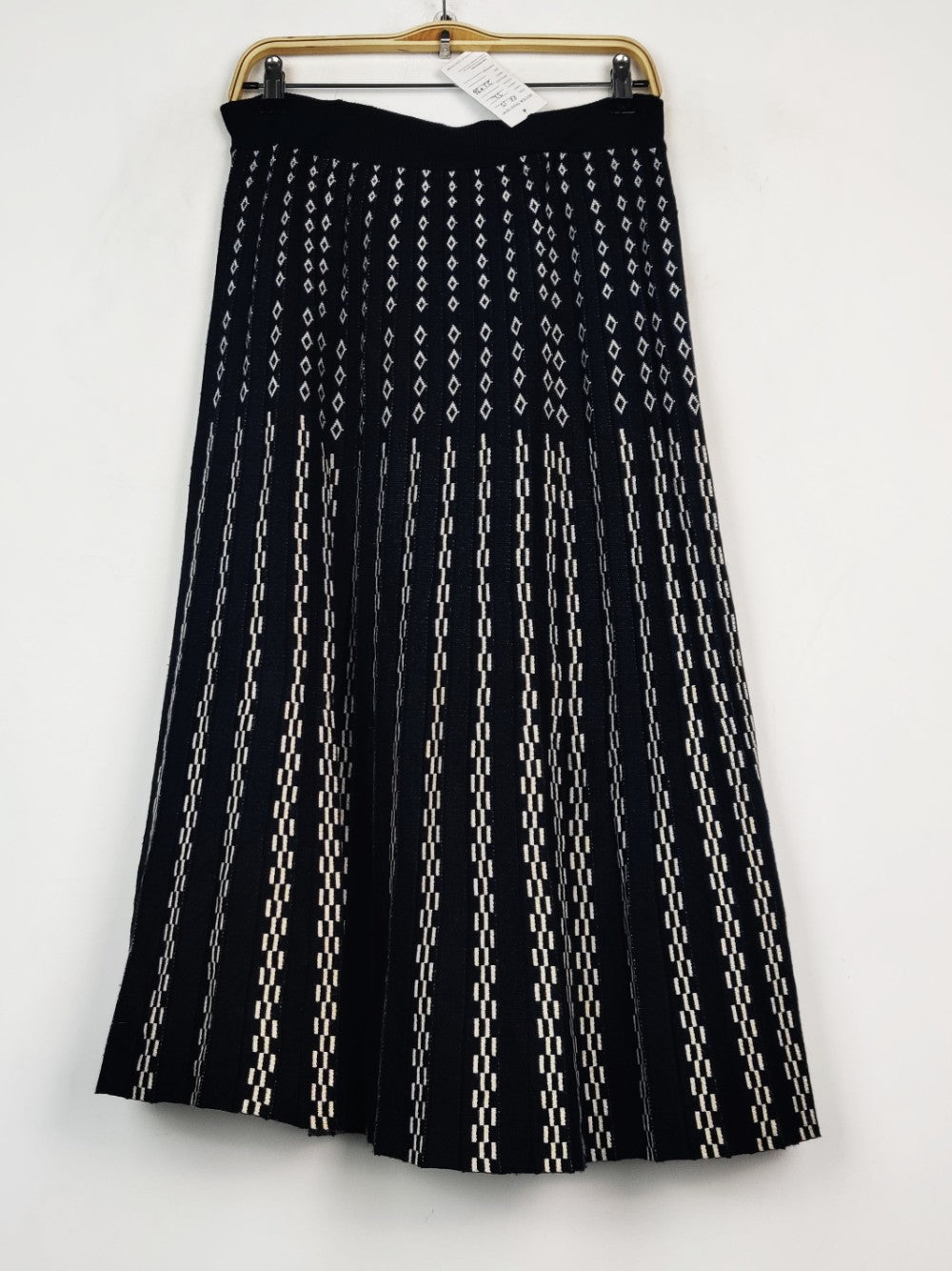 Max Studio (RK-15)