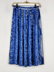 Buy online pre-used pre-loved 100% authentic & Original branded Unknown Brand (S-1032) available in Pakistan. Top international brands avilable.