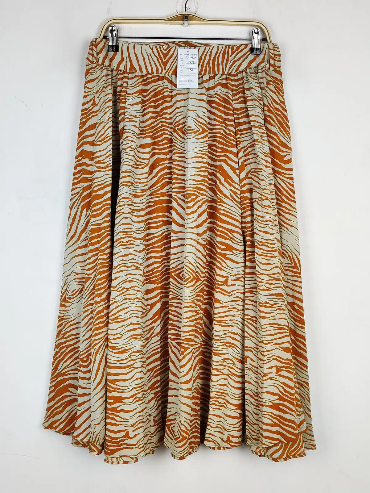 Buy online pre-used pre-loved 100% authentic & Original branded Topshop (S-1062) available in Pakistan. Top international brands avilable.