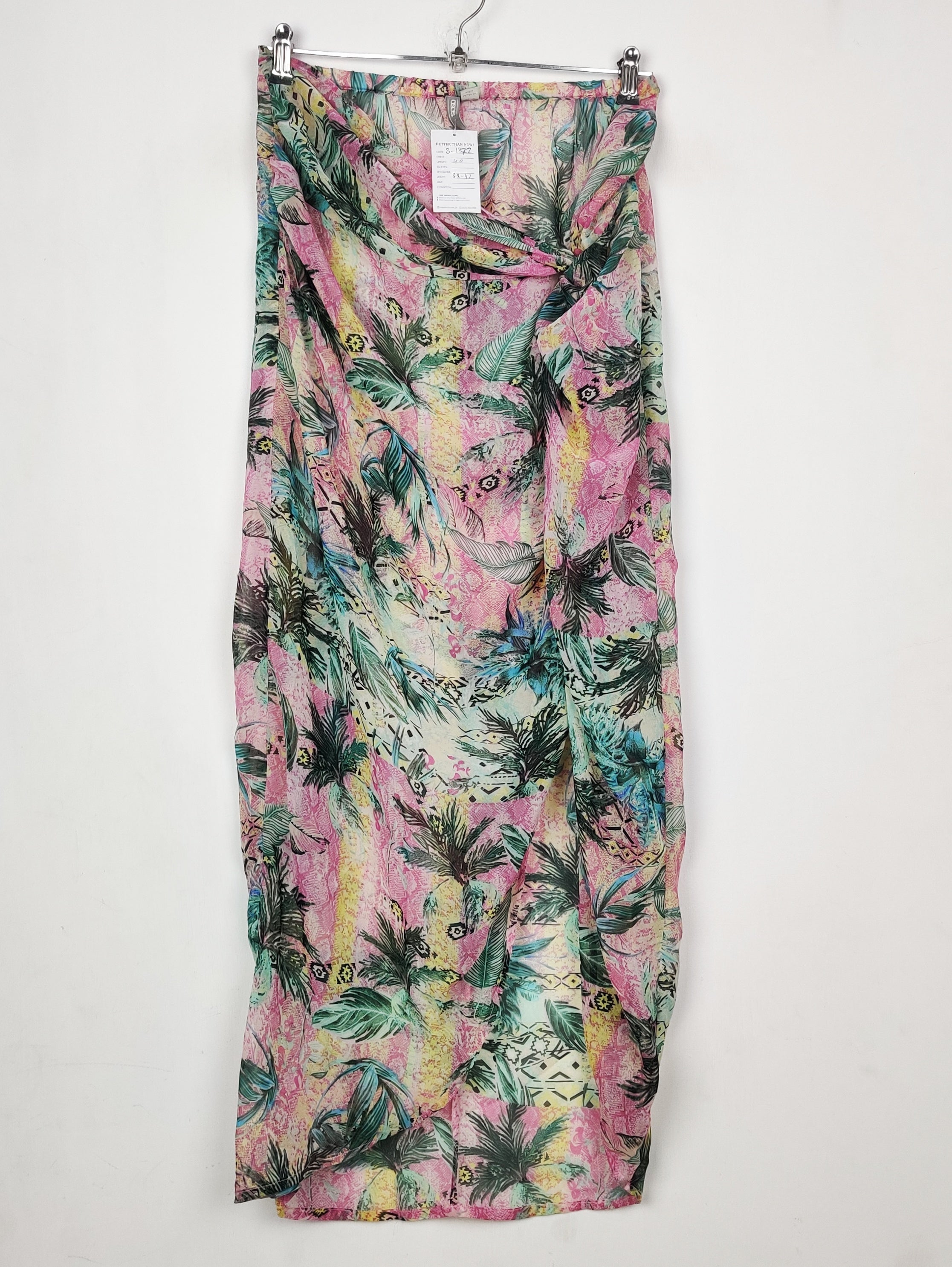 Buy online pre-used pre-loved 100% authentic & Original branded Asos (S-1372) available in Pakistan. Top international brands avilable.