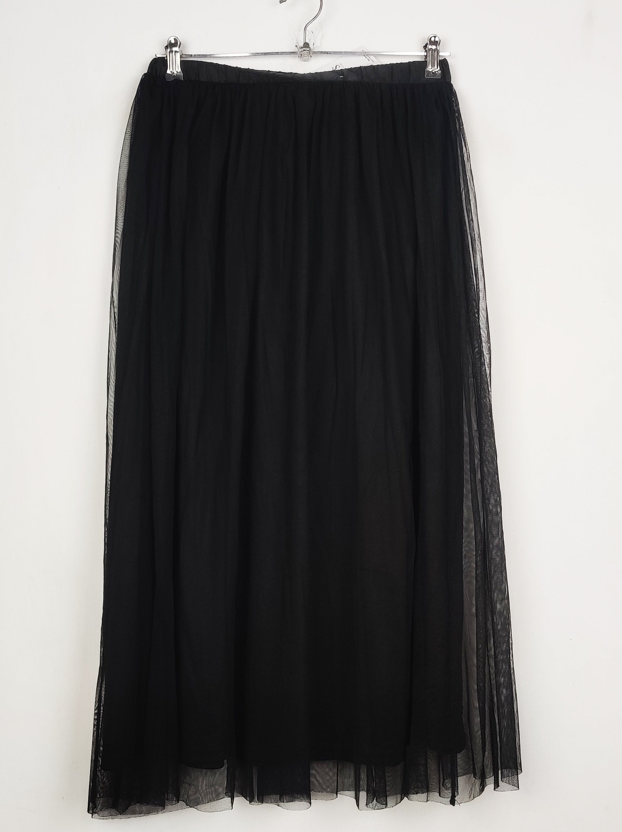 Buy online pre-used pre-loved 100% authentic & Original branded Primark (S-1426) available in Pakistan. Top international brands avilable.