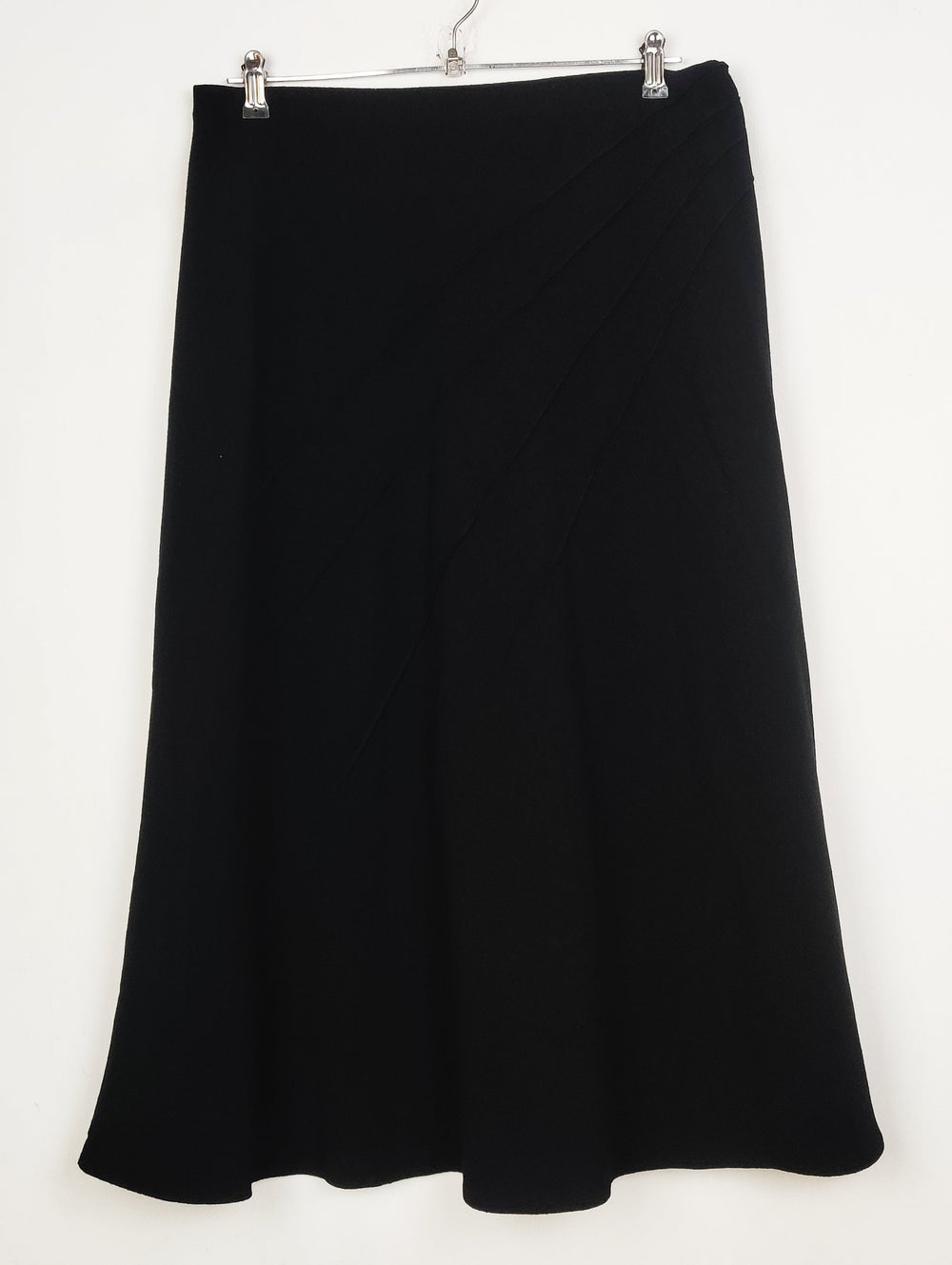 Buy online pre-used pre-loved 100% authentic & Original branded Marks & Spencer (S-1454) available in Pakistan. Top international brands avilable.