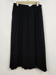 Buy online pre-used pre-loved 100% authentic & Original branded Primark (S-1507) available in Pakistan. Top international brands avilable.