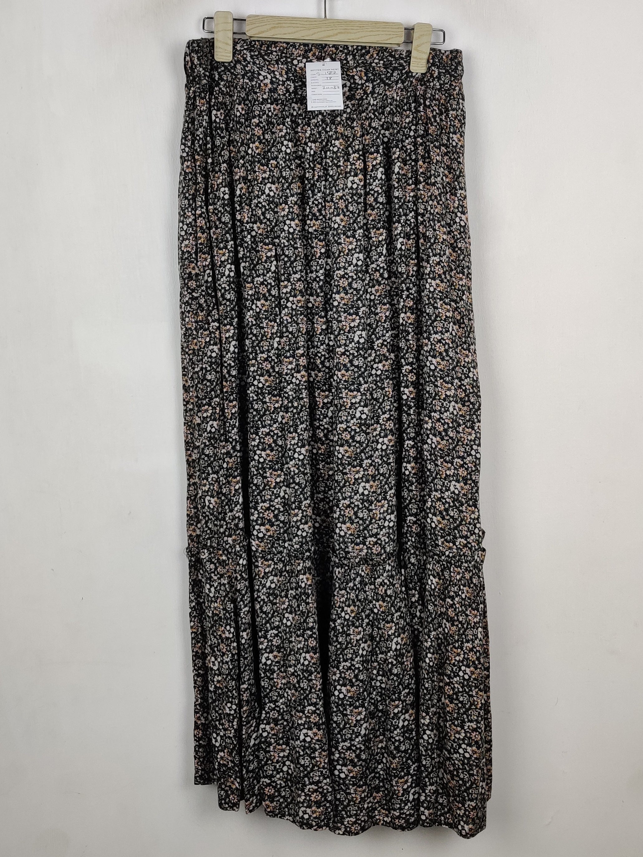 Buy online pre-used pre-loved 100% authentic & Original branded Primark (S-1522) available in Pakistan. Top international brands avilable.