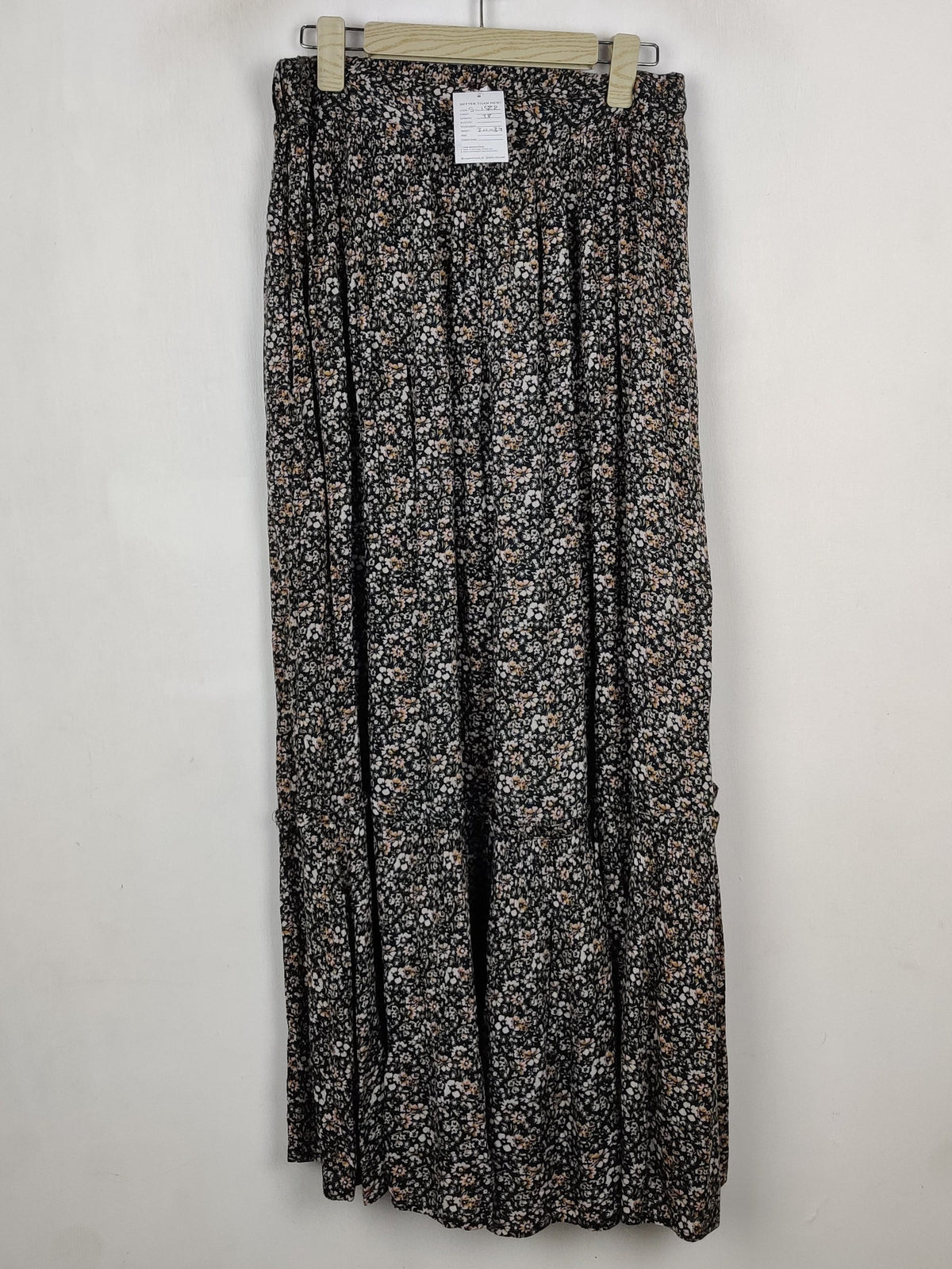 Buy online pre-used pre-loved 100% authentic & Original branded Primark (S-1522) available in Pakistan. Top international brands avilable.