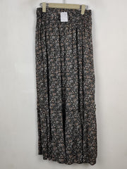 Buy online pre-used pre-loved 100% authentic & Original branded Primark (S-1522) available in Pakistan. Top international brands avilable.