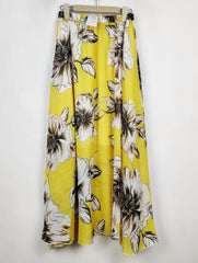 Buy online pre-used pre-loved 100% authentic & Original branded Unknown Brand (S-1546) available in Pakistan. Top international brands avilable.