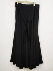 Buy online pre-used pre-loved 100% authentic & Original branded Shein (S-1564) available in Pakistan. Top international brands avilable.