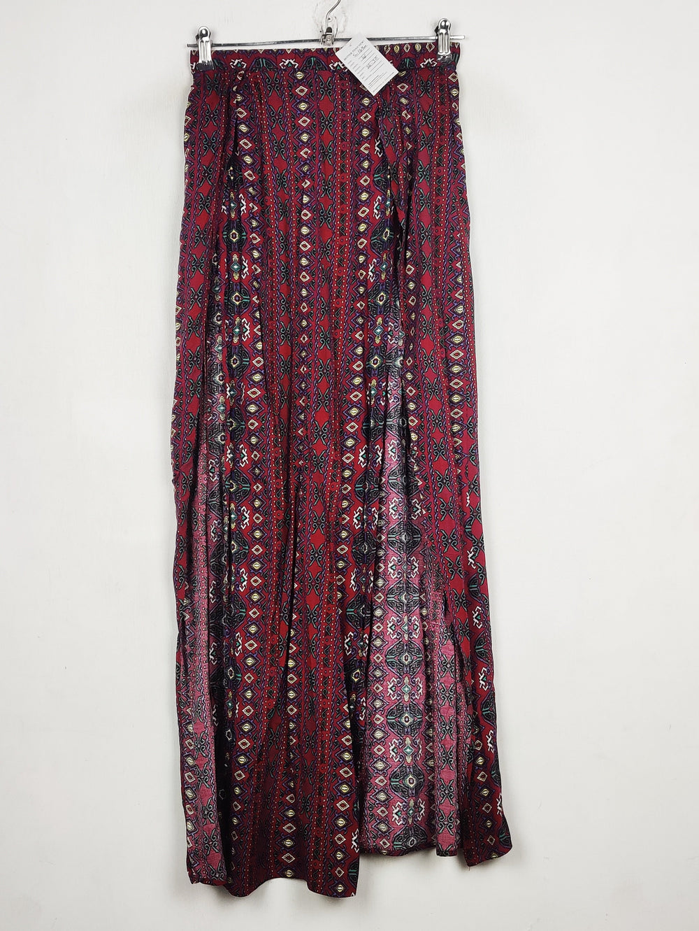 Buy online pre-used pre-loved 100% authentic & Original branded Shein (S-1630) available in Pakistan. Top international brands avilable.