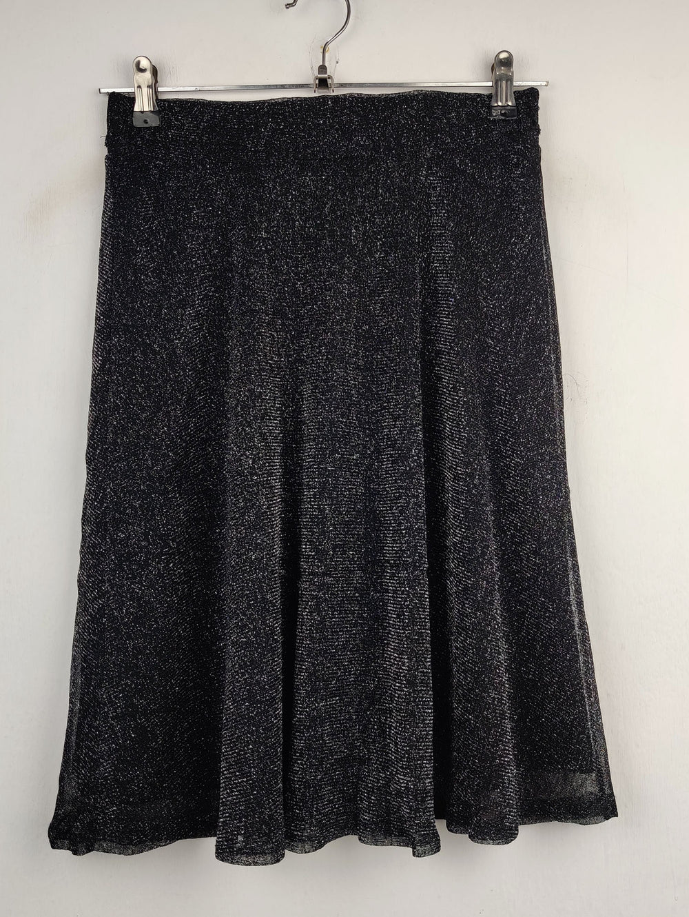 Buy online pre-used pre-loved 100% authentic & Original branded Dorothy Perkins (S-206) available in Pakistan. Top international brands avilable.