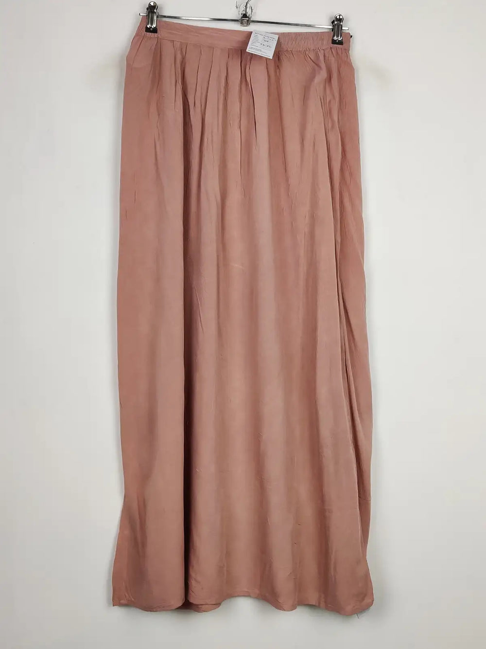 Buy online pre-used pre-loved 100% authentic & Original branded New Look (S-522) available in Pakistan. Top international brands avilable.