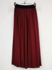 Buy online pre-used pre-loved 100% authentic & Original branded Unknown Brand (S-652) available in Pakistan. Top international brands avilable.