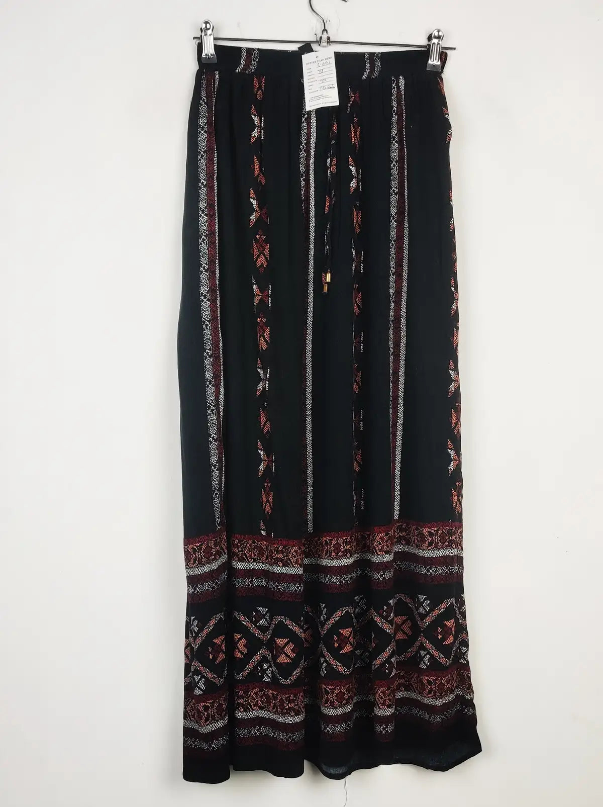Buy online pre-used pre-loved 100% authentic & Original branded Atmosphere (S-691) available in Pakistan. Top international brands avilable.