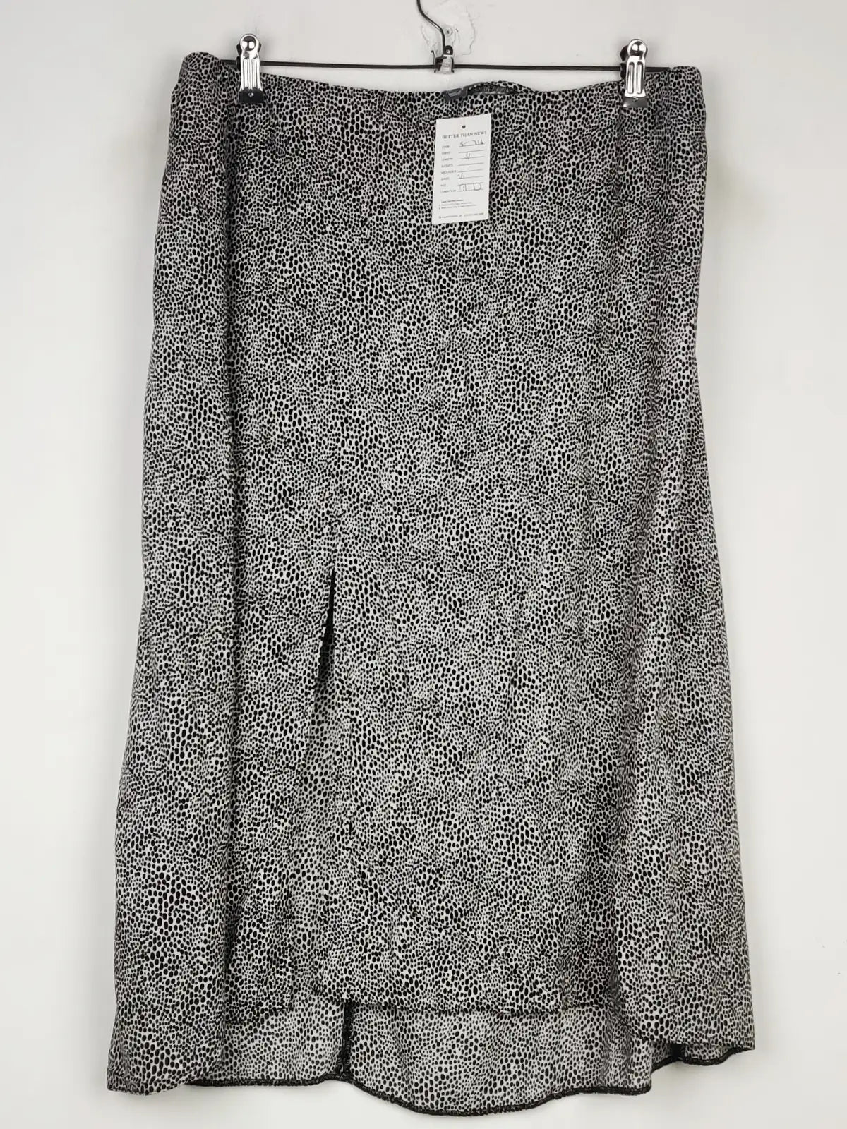 Buy online pre-used pre-loved 100% authentic & Original branded Primark (S-716) available in Pakistan. Top international brands avilable.