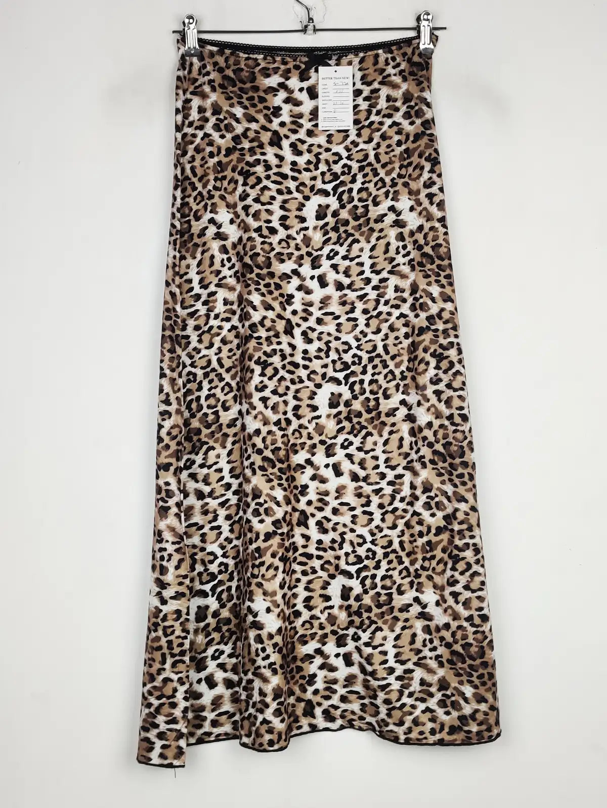 Buy online pre-used pre-loved 100% authentic & Original branded Shein (S-720) available in Pakistan. Top international brands avilable.