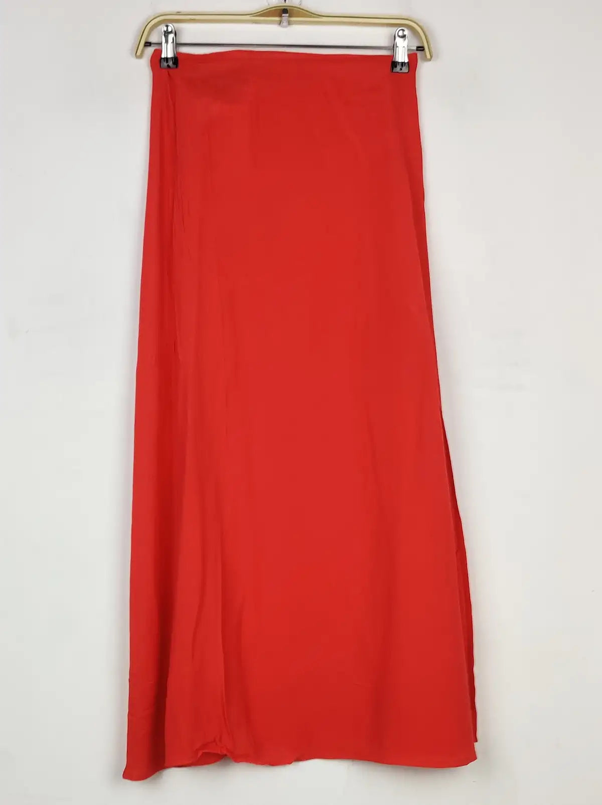 Buy online pre-used pre-loved 100% authentic & Original branded New Look (S-847) available in Pakistan. Top international brands avilable.