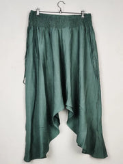 Buy online pre-used pre-loved 100% authentic & Original branded Shein (S-848) available in Pakistan. Top international brands avilable.