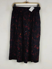 Buy online pre-used pre-loved 100% authentic & Original branded Marks & Spencer (S-959) available in Pakistan. Top international brands avilable.