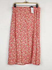 Buy online pre-used pre-loved 100% authentic & Original branded New Look (S-983) available in Pakistan. Top international brands avilable.