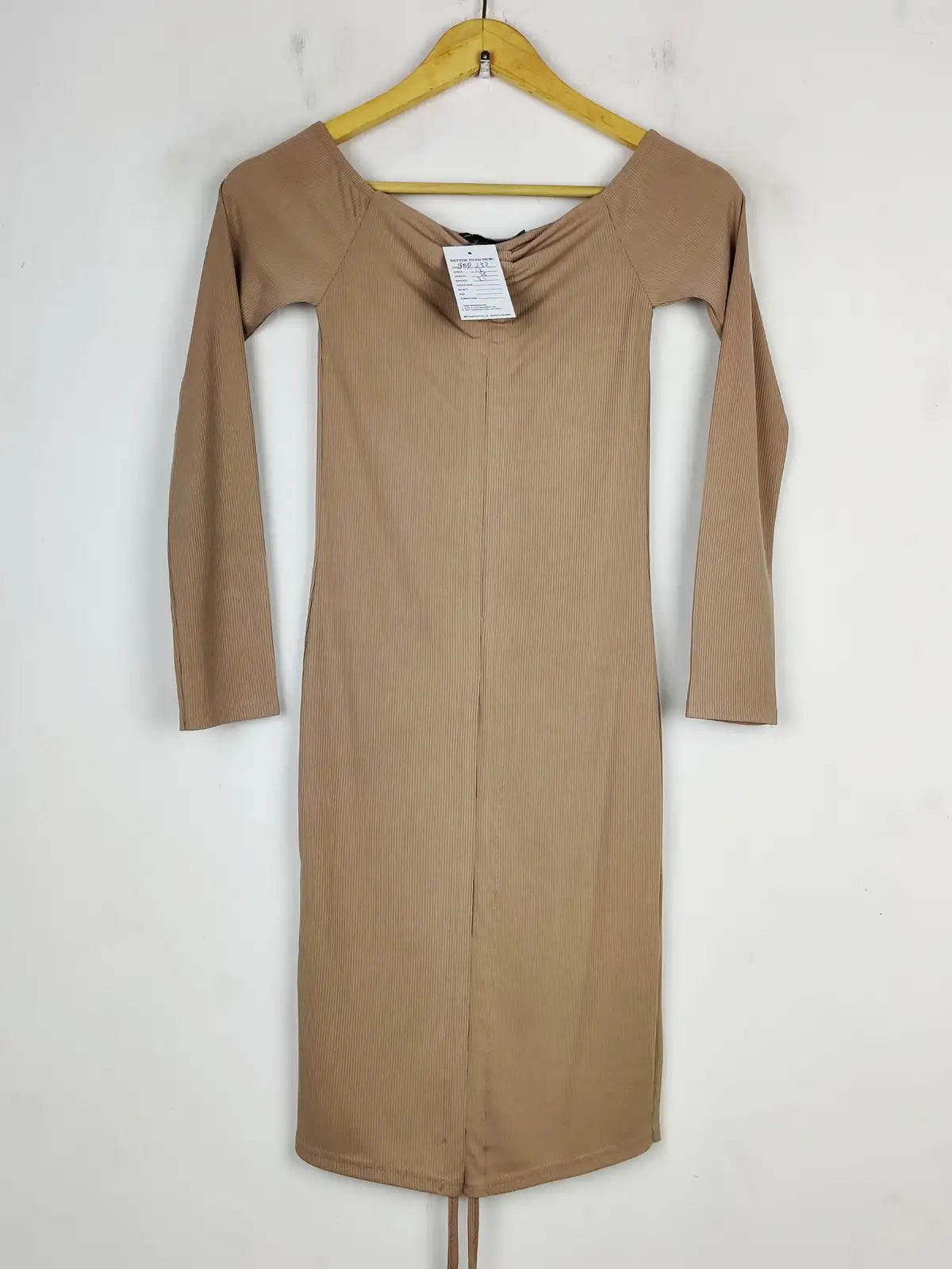Buy online pre-used pre-loved 100% authentic & Original branded Pretty Little Things (SBD-232) available in Pakistan. Top international brands avilable.